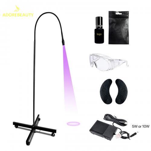 Adjustable UV lamp for eyelash extensions